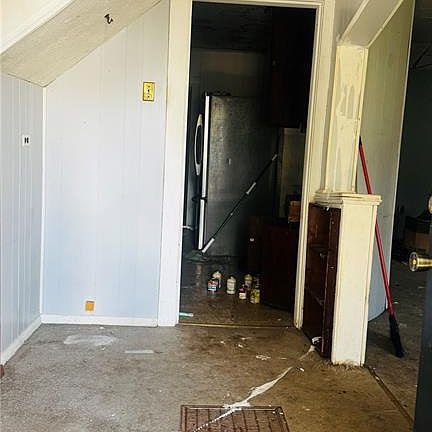 2nd image of 7127 Virginia Ave