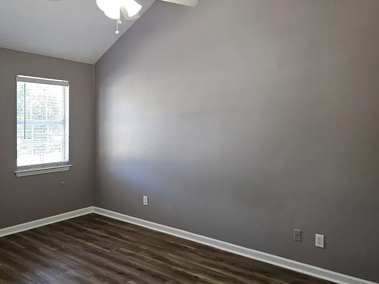 218 Preston Cir — Photo 27
