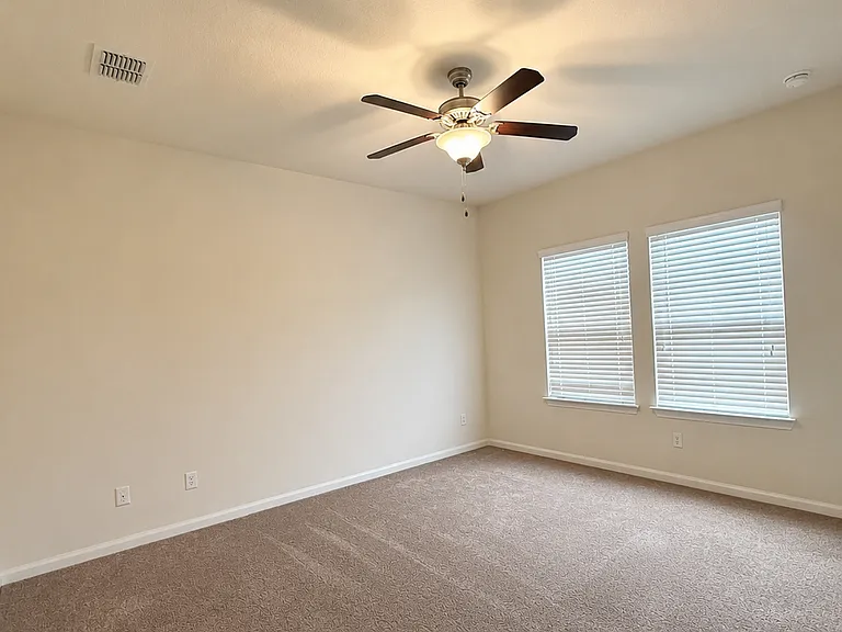 369 Shale Cir — Photo 6