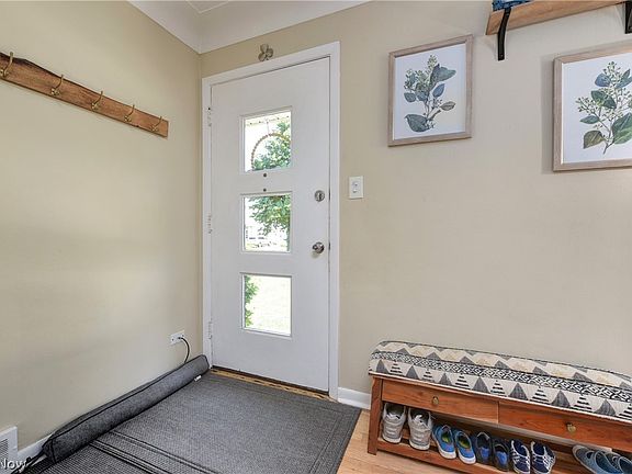 4th image of 524 Parkside Dr