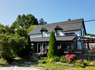 8 Helen St, Northern Bruce Peninsula, ON N0H 1W0