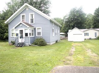 139 Salisbury Rd, Conneaut, OH 44030