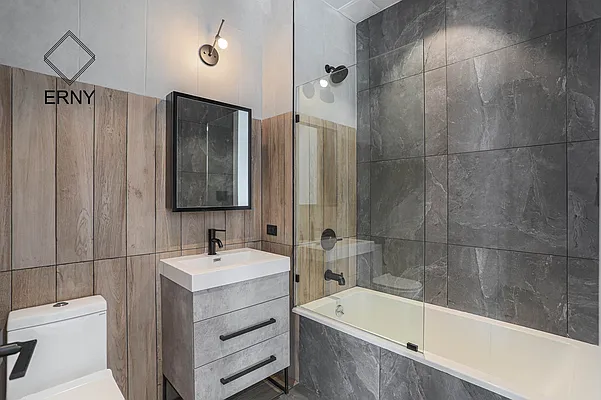 Rented by ERNY LLC | media 5