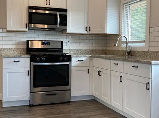 689 Lowry Ave NE #1A, Minneapolis, MN 55418