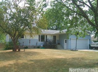 613 W 4th St, Litchfield, MN 55355