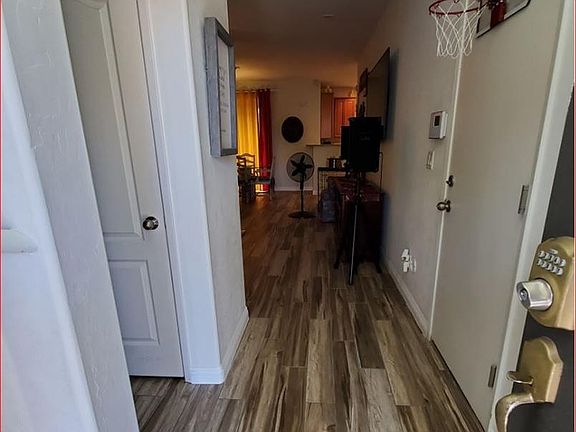 3rd image of 7528 Perla Del Mar Ave