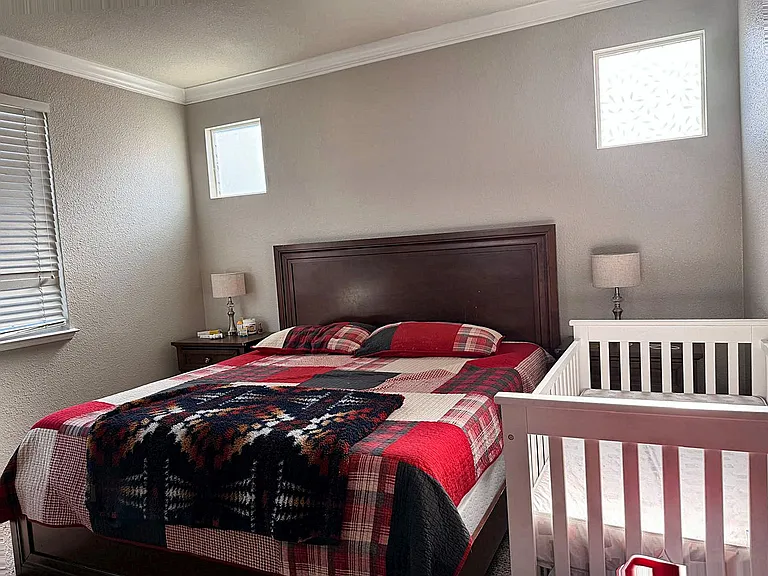 65 E Legacy Dr — Photo 6