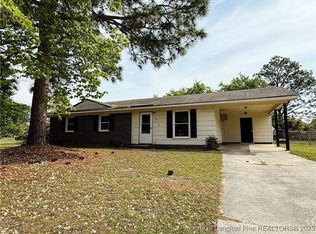 5979 Richfield Ave, Hope Mills, NC 28348