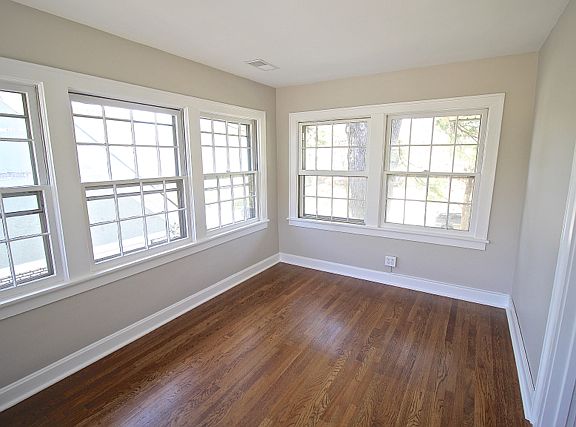 5th image of 216 W 51st Ter Floor 216-2