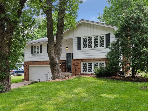 8331 Washburn Ave S, Bloomington, MN 55431