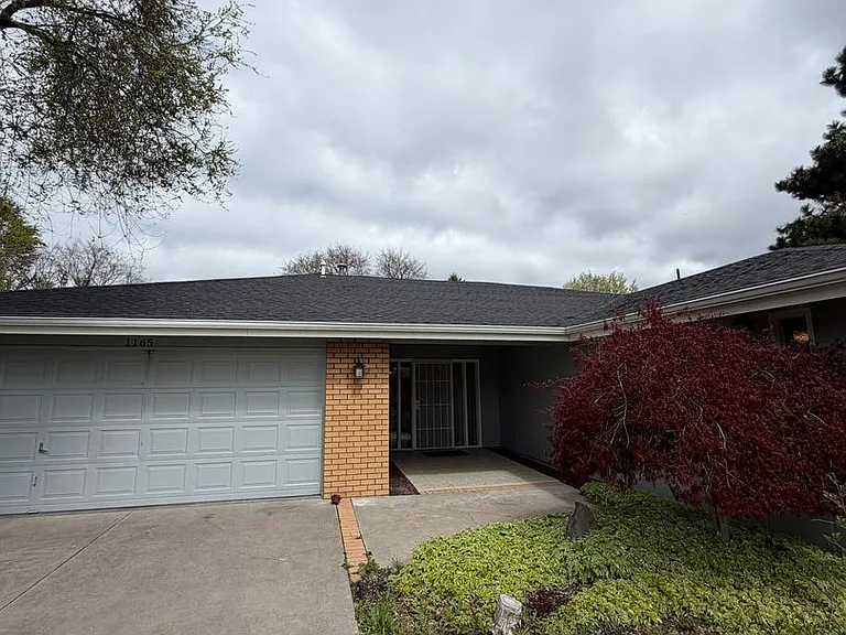 1165 Harbor Isles Blvd — Photo 2