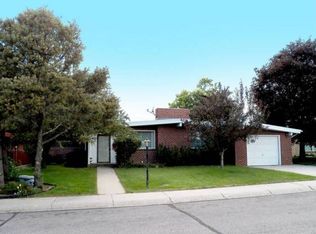 1106 Rosebud Rd, Cheyenne, WY 82001