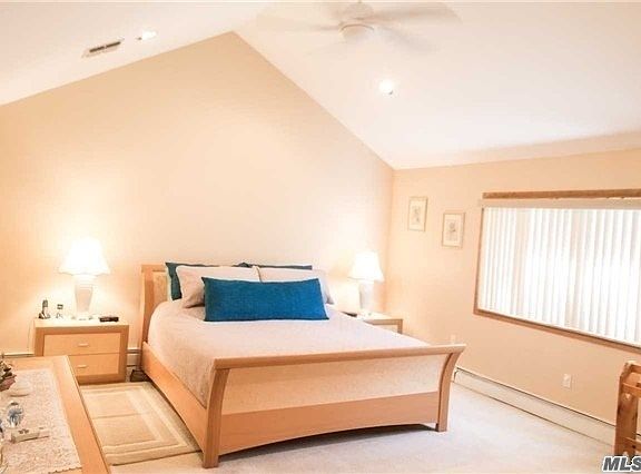 4th image of 14 Lily Dr