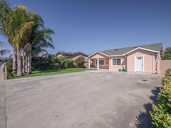 5th image of 21 Shady Oaks Dr