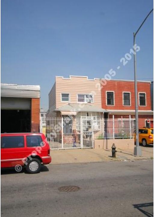 2nd image of 4024 24th St