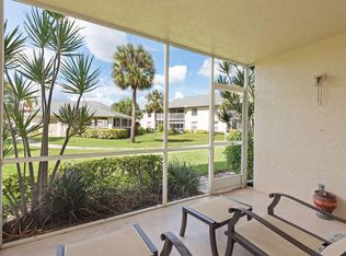 608 Squire Cir APT 102, Naples, FL 34104