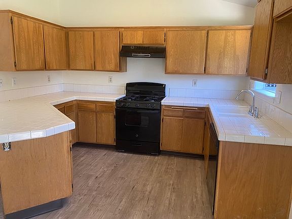 4th image of 6308 Castle Cary Dr