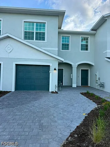 44292 Caraton Ter Photo 1 44292 Caraton Ter Photo 1