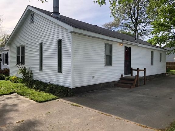 2nd image of 316 Helen St