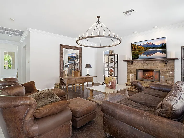 1409 Chambolle Ct — Photo 21