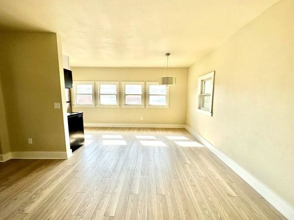 cedar-rapids-iowa-2055682336 picture