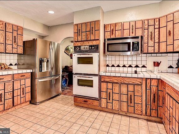 4th image of 10017 Worrell Ave