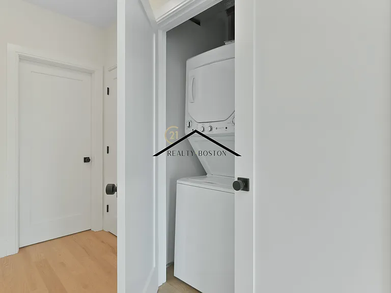 219 Paris St #4 — Photo 15