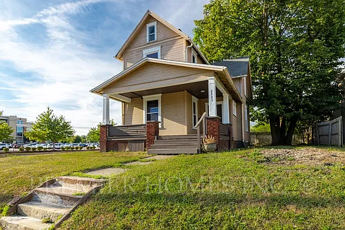 2327 6th St SW Photo 1