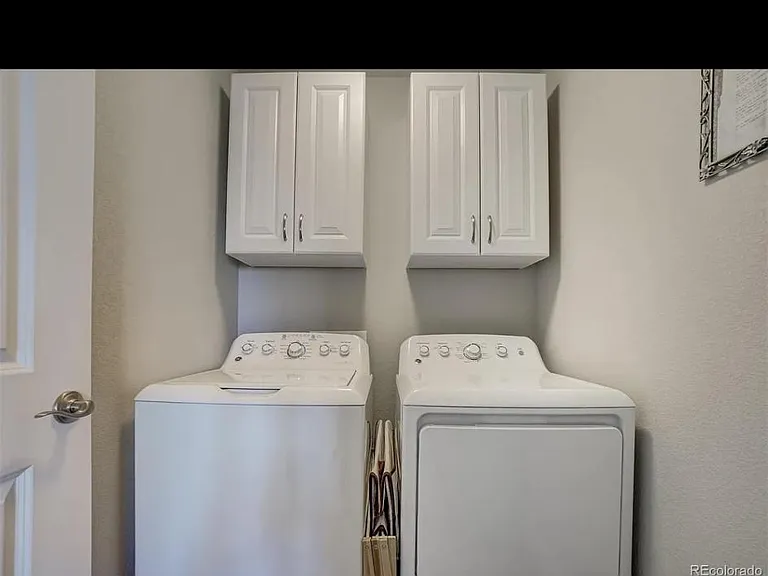 718 Pine Warbler Ct — Photo 12