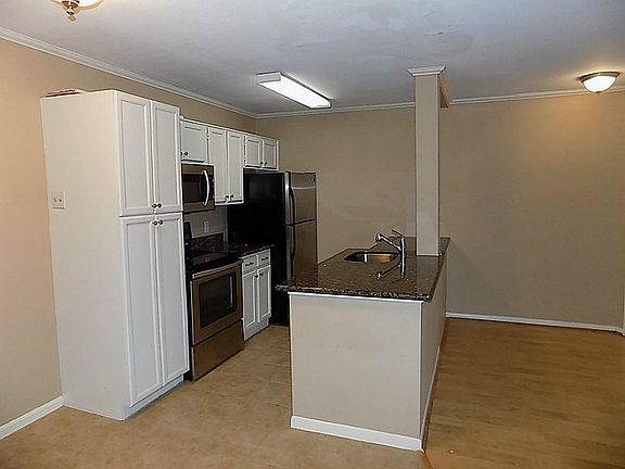 4th image of 3770 Lovers Wood Ln APT 1006