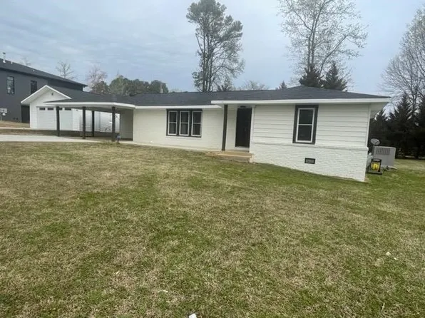 24 Winfield Way, Florence, AL 35634