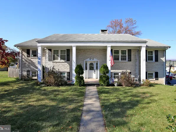 126 N Maple St, Ephrata, PA 17522