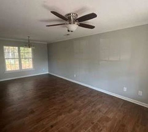 2nd image of 834 Shem Creek Cir