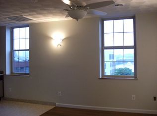 59 Hull St #7A, Boston, MA 02113