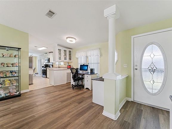 4th image of 2473 Independence Ln