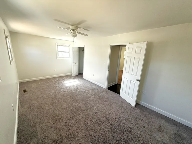 240 Federalsburg S — Photo 15
