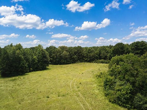 3rd image of 604 County Road 138