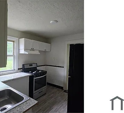 5337 Fletcher St — Photo 7