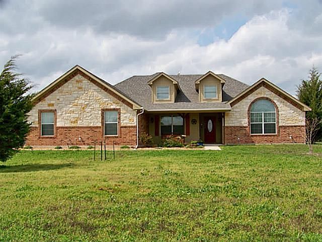 1st image of 121 Judah Cir