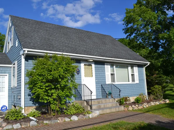 108 Newman Street, Winter Harbor, ME 04693