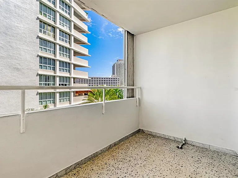 Park Lane #65 Santiago Iglesias #503 — Photo 4