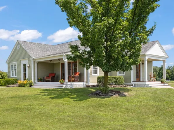 146 Dahlgren, Valatie, NY 12184