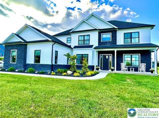 66 Joyce Ct, Bangor, PA 18013