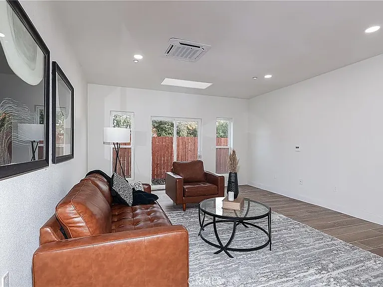 419 E Olive Ave #1 — Photo 9