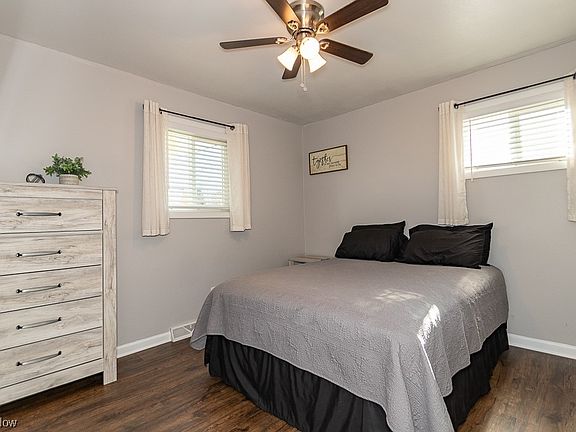 5th image of 1855 Eldon Dr