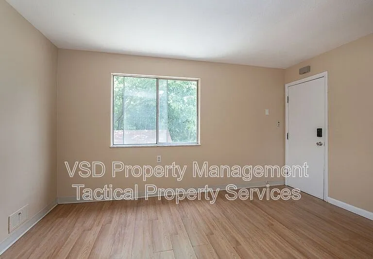 19758 Maple Heights Blvd #UP — Photo 8
