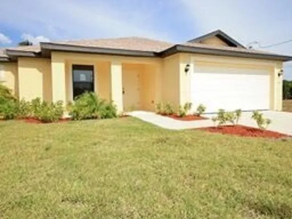 220 SE 4th Ter, Cape Coral, FL 33990