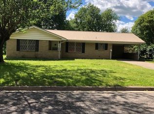 1017 Carter St, Sulphur Springs, TX 75482