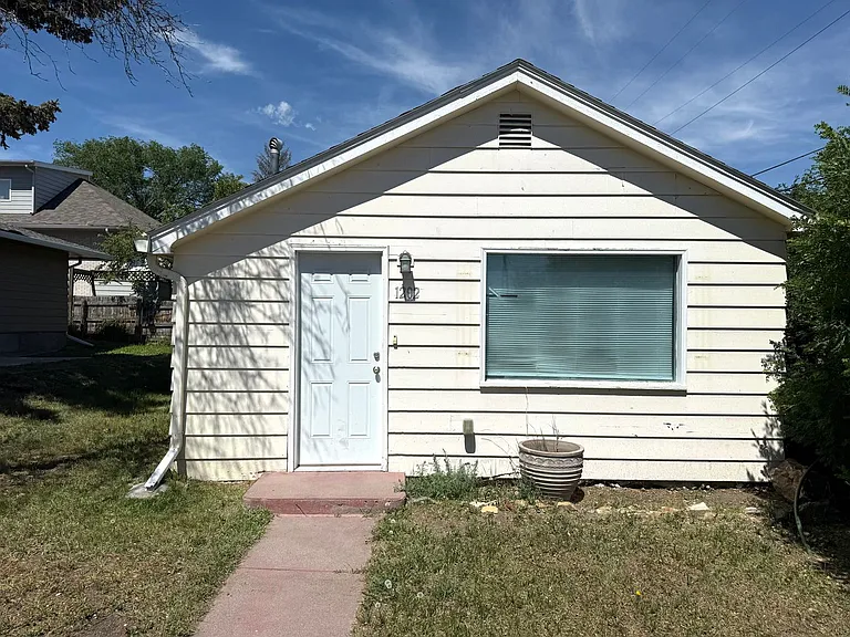 1202 Garfield St — Photo 1