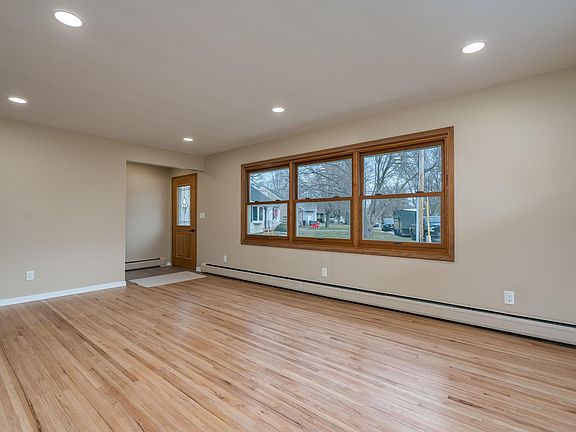 3rd image of 120 Wilson Way